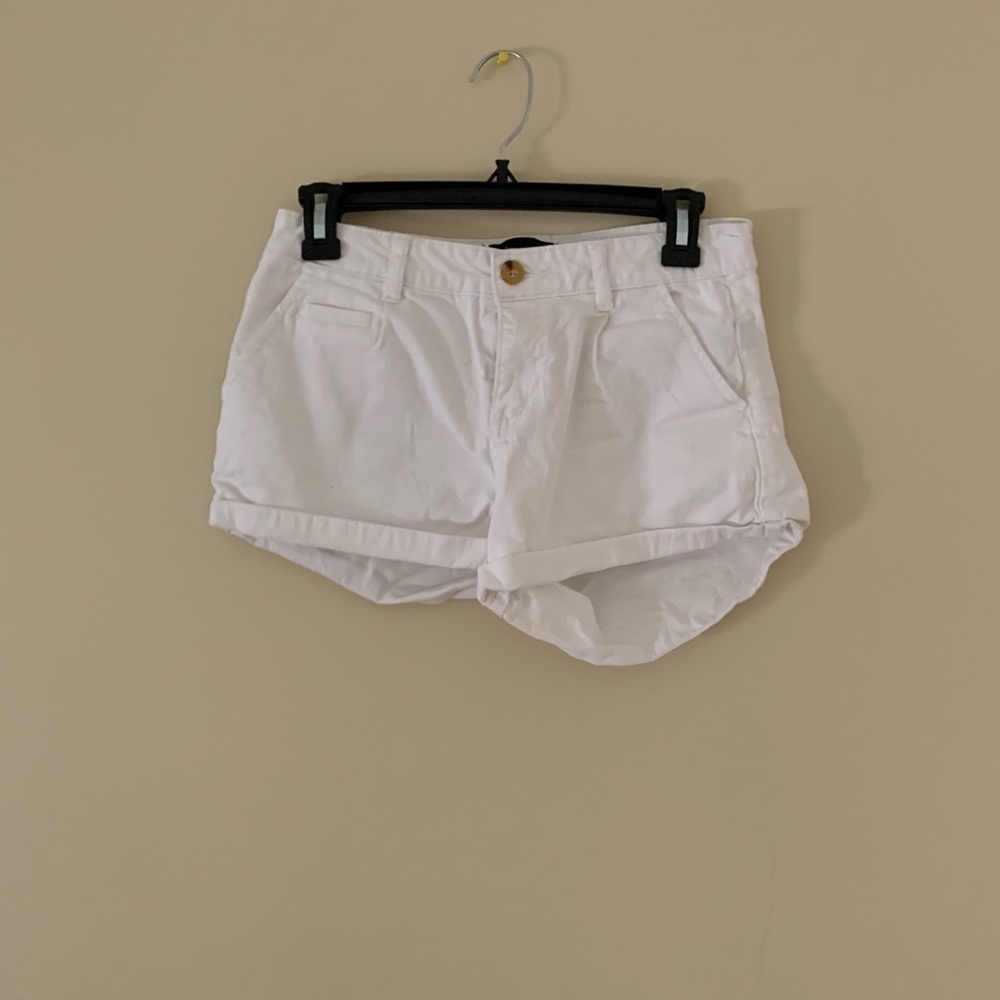 white causal shorts